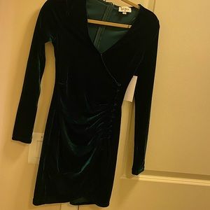 Velvet Emerald long sleeve dress - Size XS